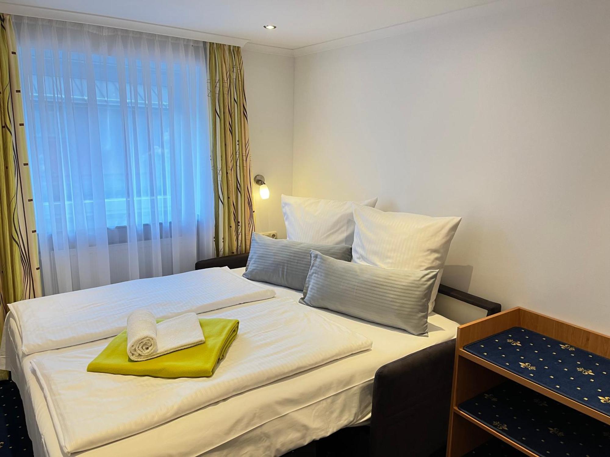 Hotel Post - Regionales Grosses Fruehstuecksbuffet - Auch Gf & Lf Шайдег Екстериор снимка